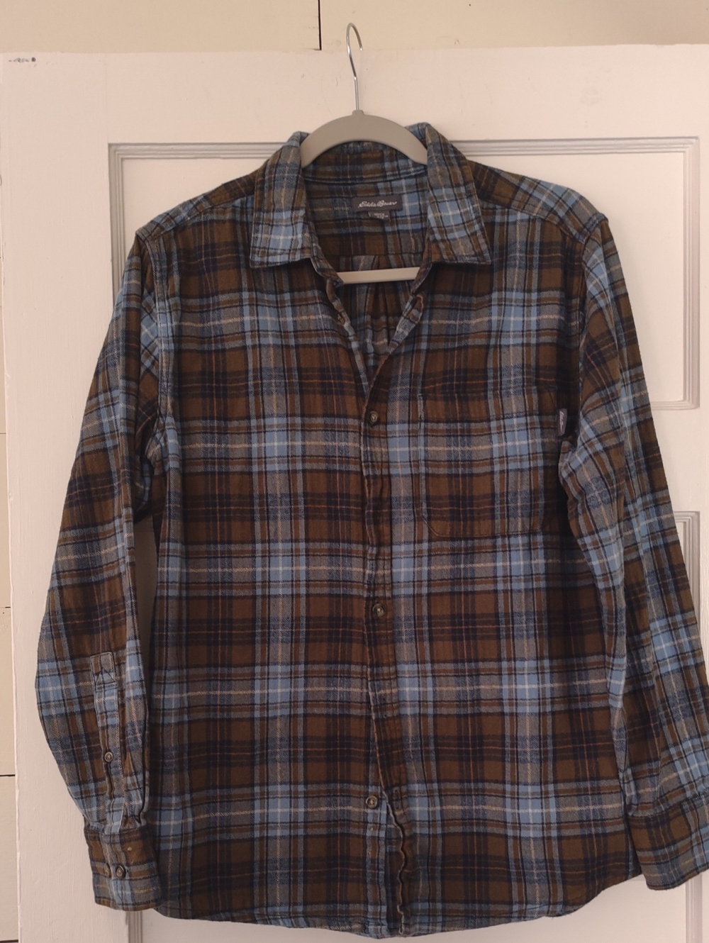 Eddie Bauer 100% algodon Cotton Brown & Light Blue Plaid Shirt